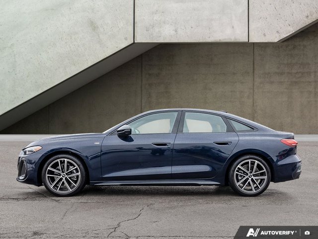 2025 Audi A5 Progressiv | Only 4, modrá, 4 830 km, dovoz Kanada — foto 2 z 20