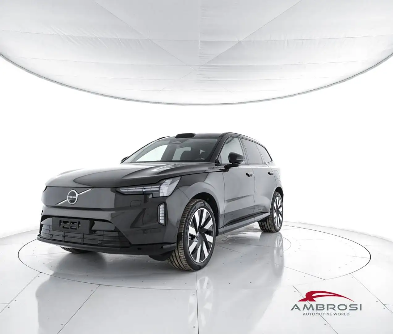 2026 Volvo EX90, Itálie — foto 1