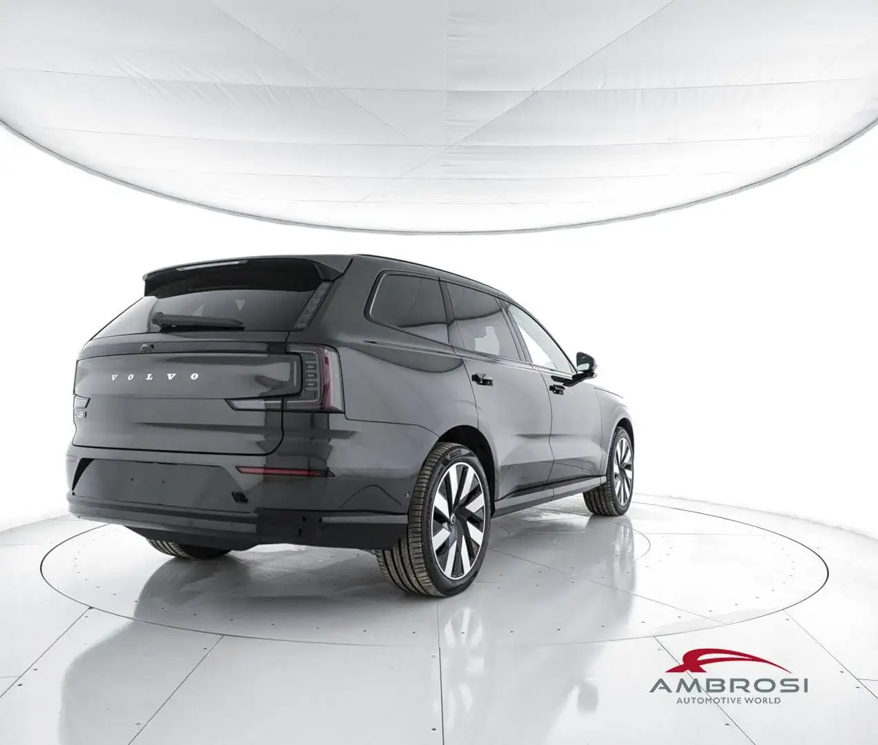 2026 Volvo EX90, Itálie — foto 3 z 12