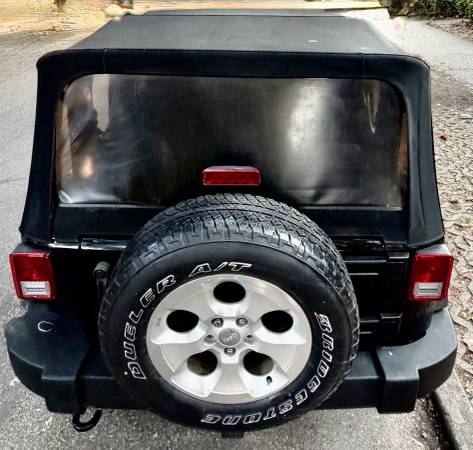 2015 Jeep, dovoz Kanada — foto 5 z 12