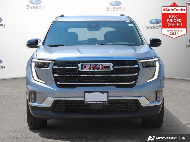 2025 GMC Acadia Elevation, šedá, 45 179 km, dovoz Kanada — foto 8 z 20