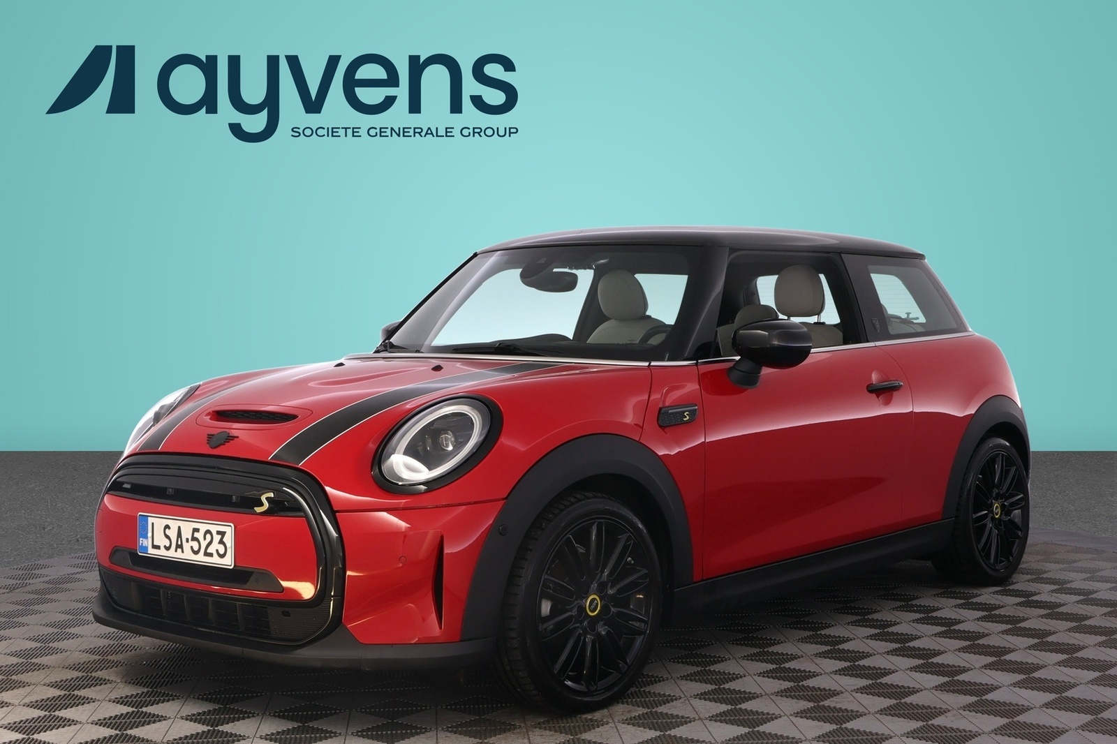 2023 MINI hatchback, 38 000 km, Finsko — foto 1