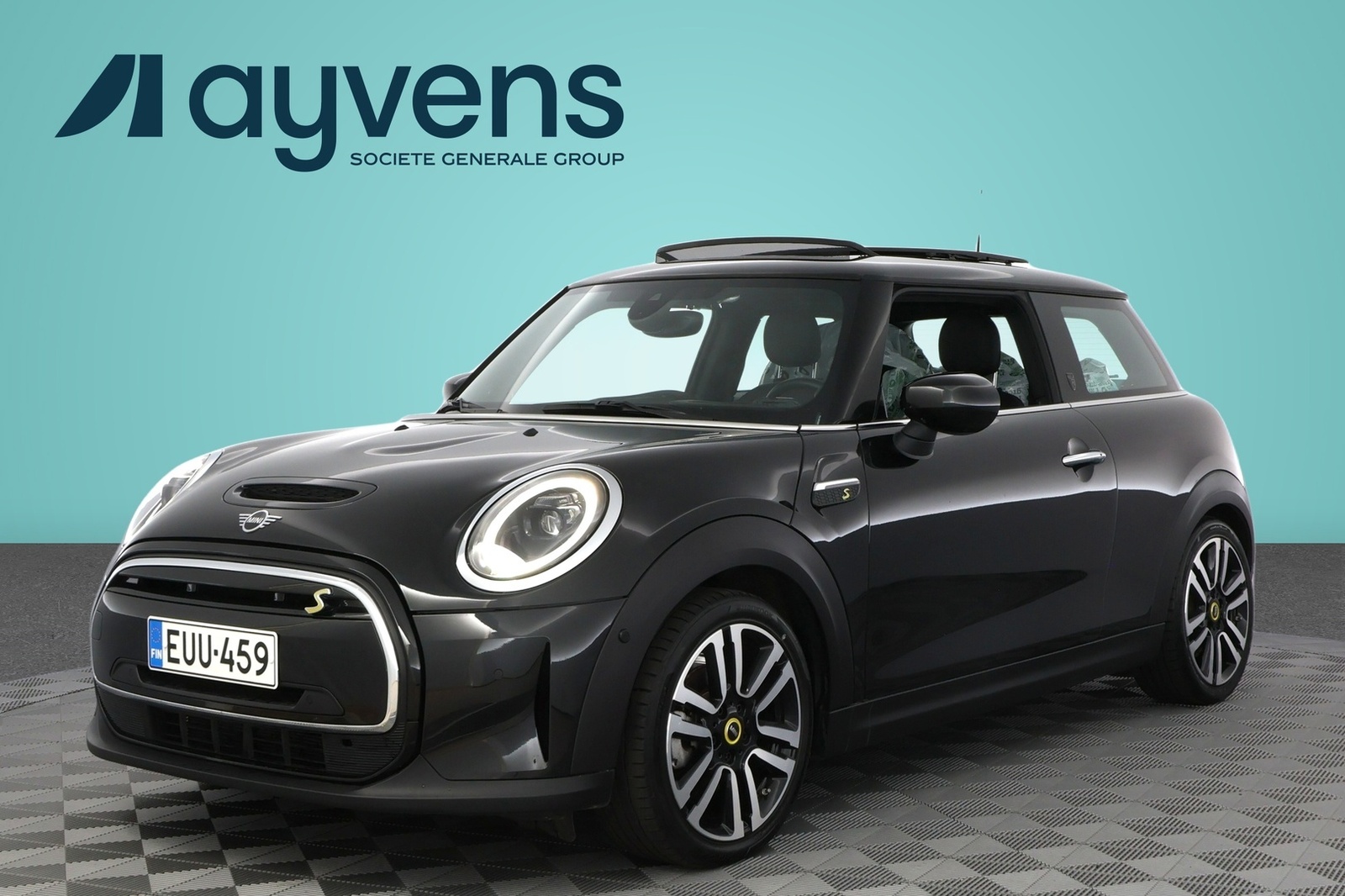 2023 MINI hatchback, 27 000 km, Finsko — foto 1