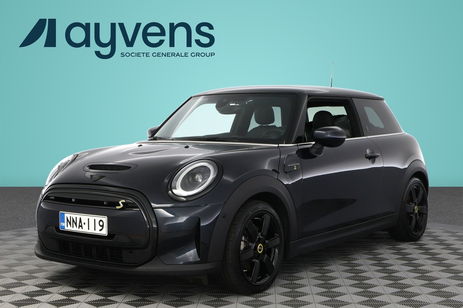 2023 MINI hatchback, 30 000 km, Finsko — foto 1