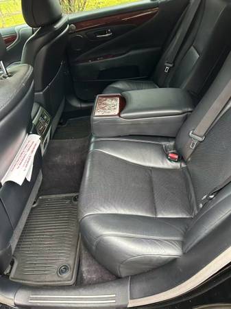 2008 Lexus, dovoz Kanada — foto 5 z 6