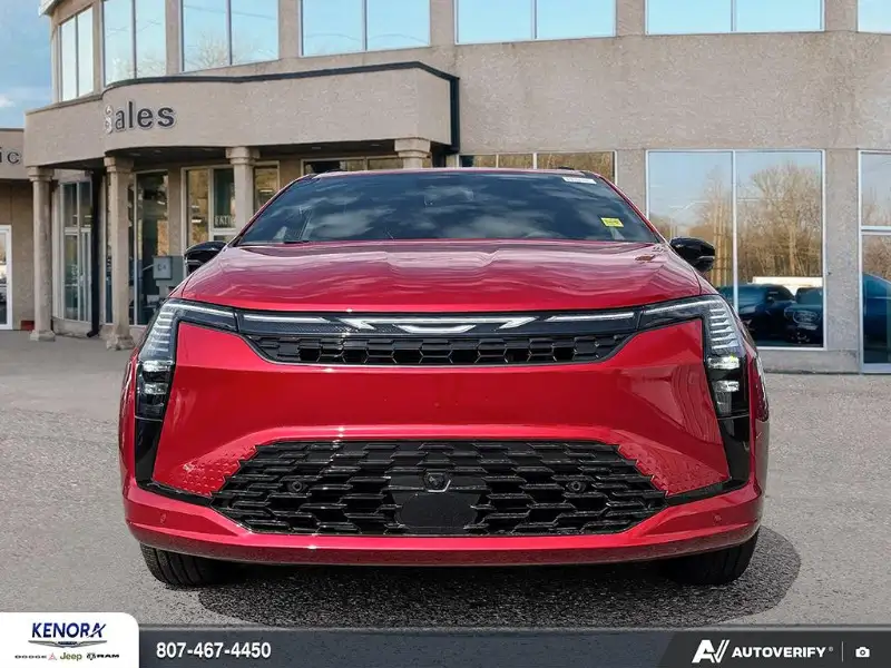 2027 Chrysler Pacifica SELECT, červená, 0 km, dovoz Kanada — foto 2 z 12