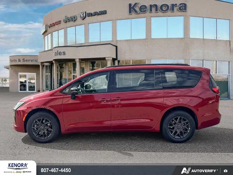 2027 Chrysler Pacifica SELECT, červená, 0 km, dovoz Kanada — foto 3 z 12