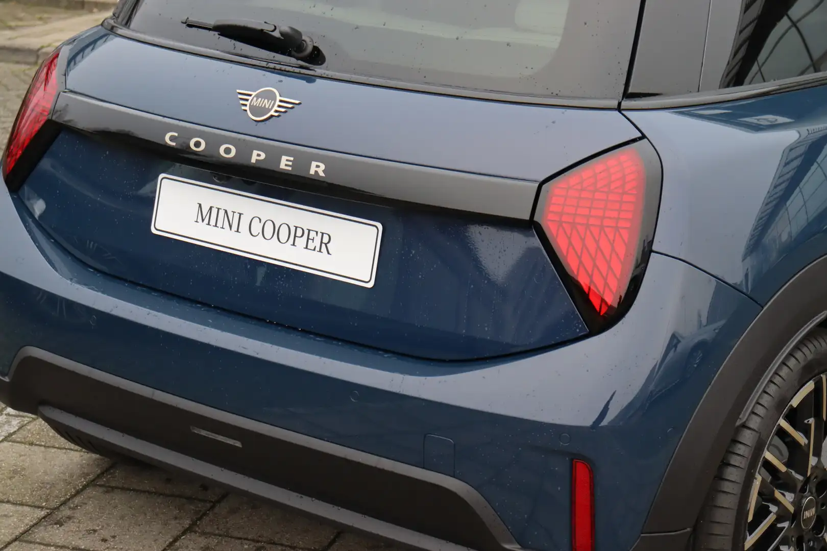 2026 MINI Cooper C, 1 km, Nizozemsko — foto 8 z 12