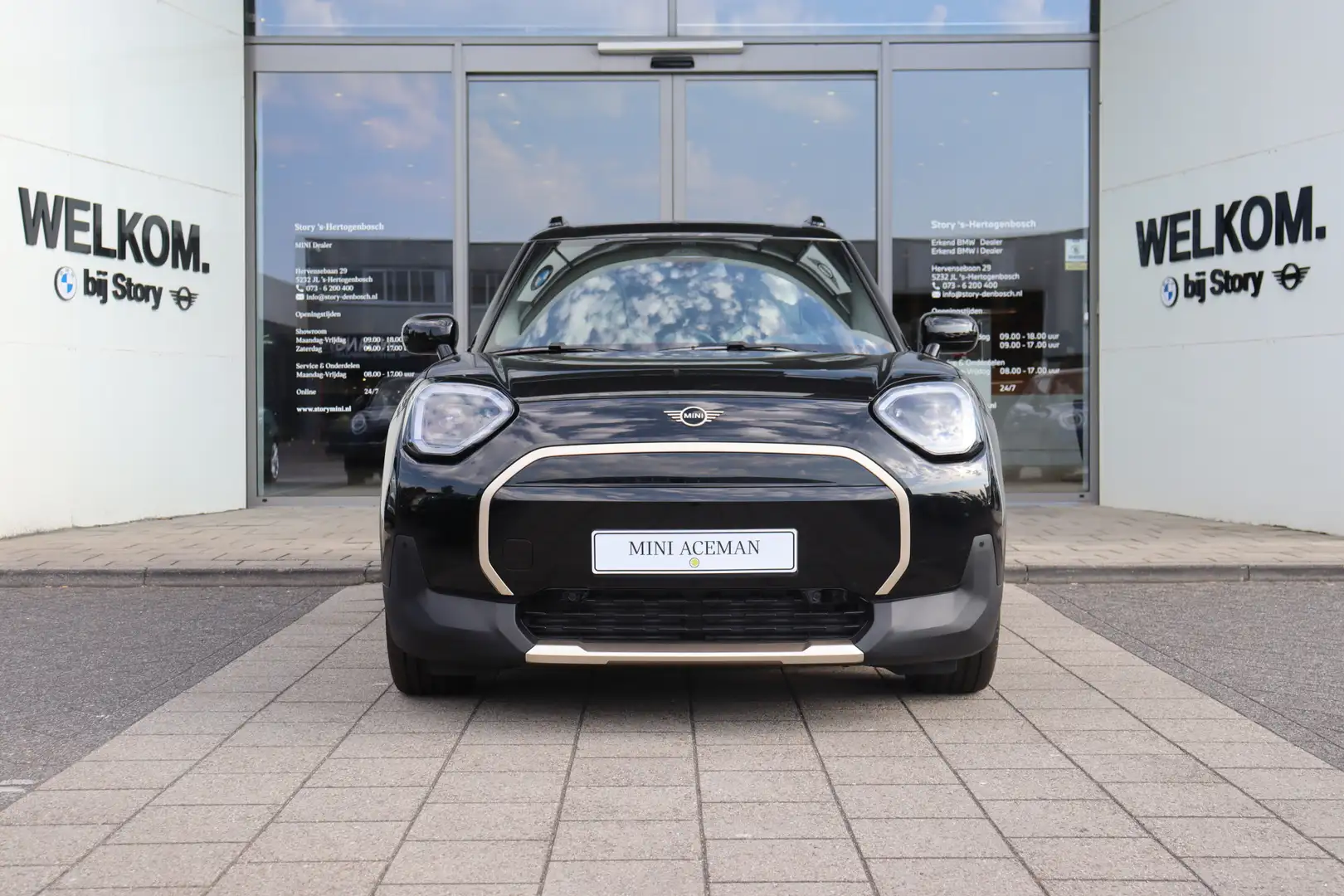 2026 MINI Aceman, 1 km, Nizozemsko — foto 4 z 12
