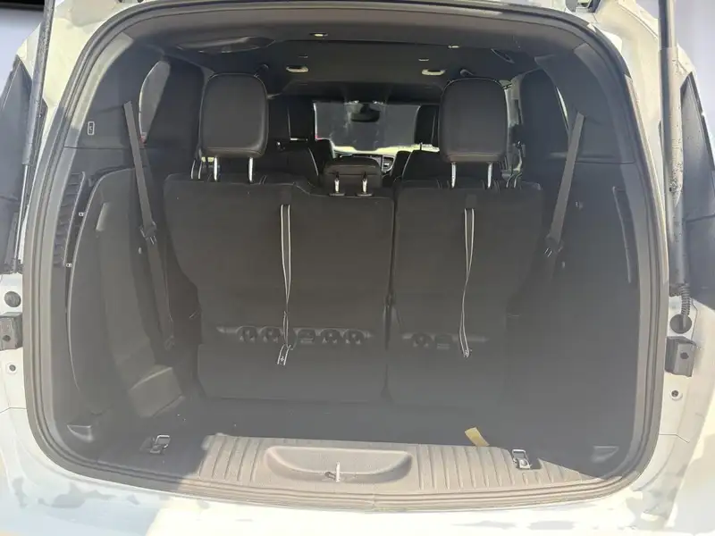 2026 Chrysler Pacifica Select, bílá, 26 km, dovoz Kanada — foto 7 z 12
