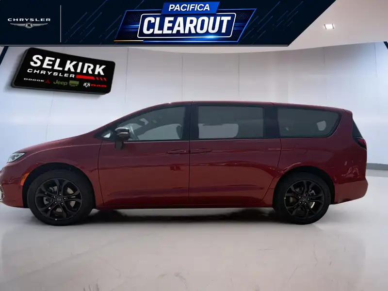 2026 Chrysler Pacifica Select, červená, 25 km, dovoz Kanada — foto 3 z 12
