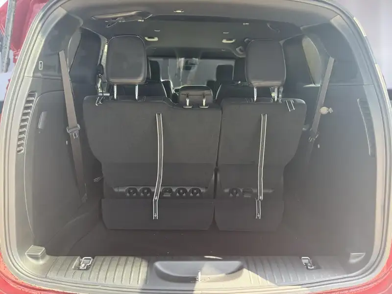 2026 Chrysler Pacifica Select, červená, 25 km, dovoz Kanada — foto 6 z 12
