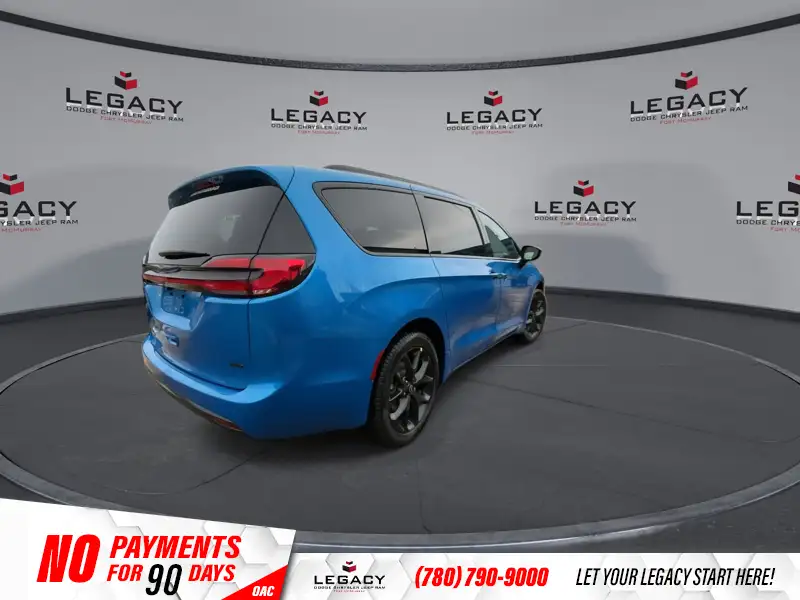 2026 Chrysler Pacifica Select AWD, modrá, dovoz Kanada — foto 9 z 12