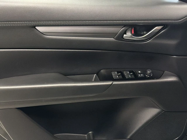 2025 Mazda Cx5 GS AWD - Bluetooth, černá, 58 312 km, dovoz Kanada — foto 8 z 20