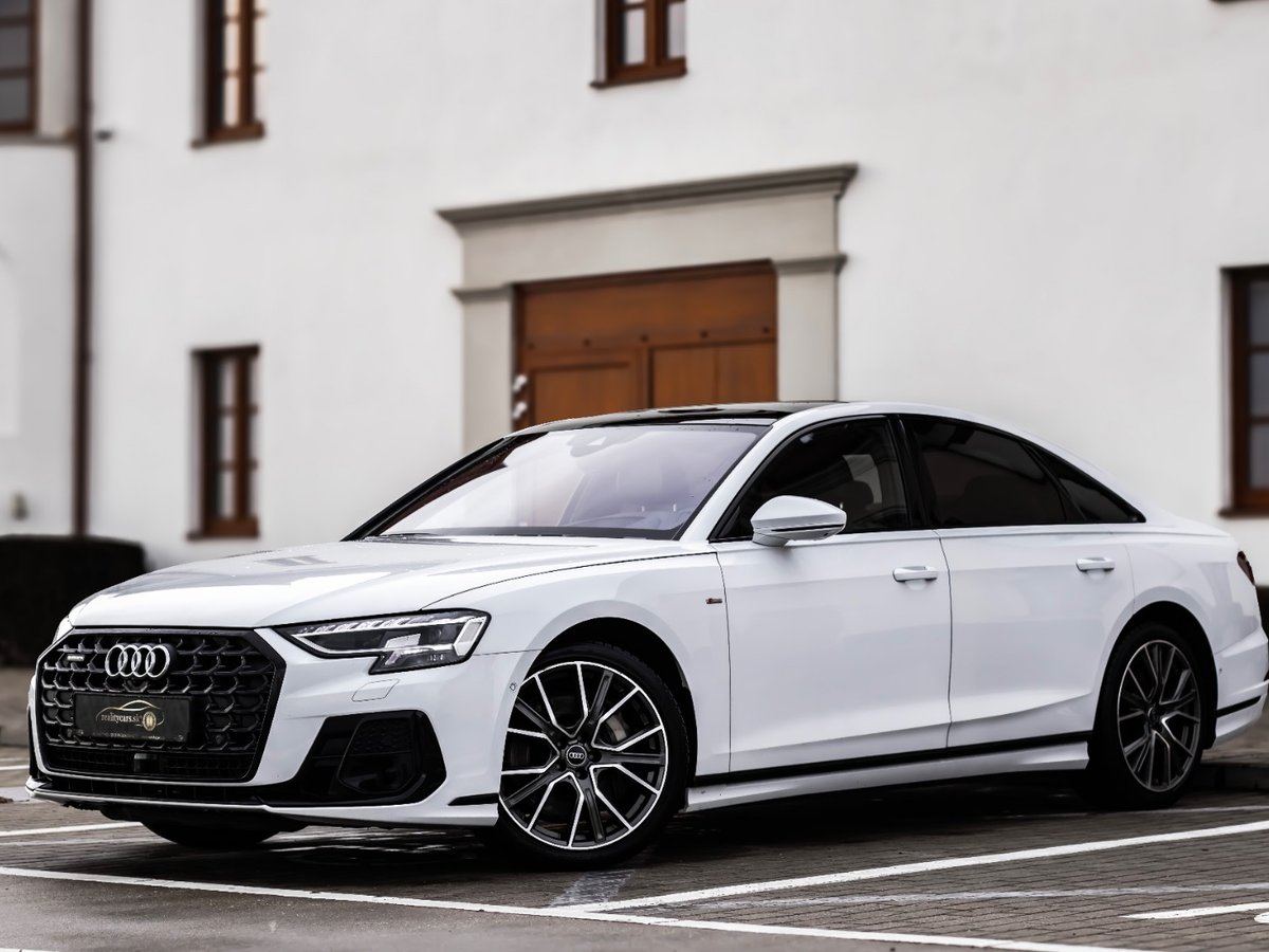 2022 Audi A8, 59 000 km, Slovensko — foto 1