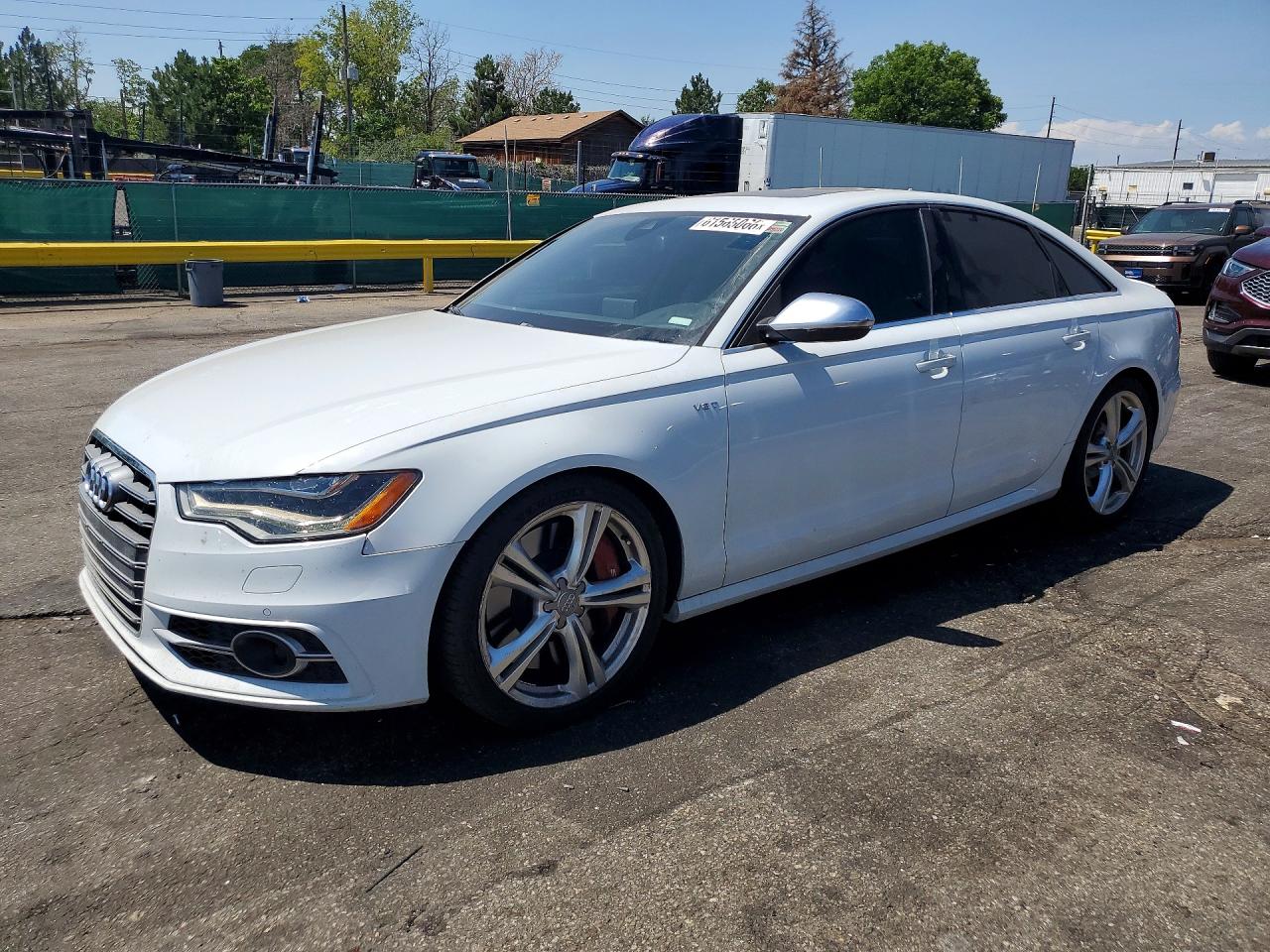 2014 Audi S6, bílá, 200 667 km, dovoz USA — foto 1 2014 Audi S6, bílá, 200 667 km, dovoz USA — foto 1