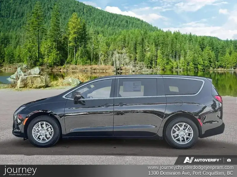 2027 Chrysler Pacifica Select, černá, 18 km, dovoz Kanada — foto 3 z 12