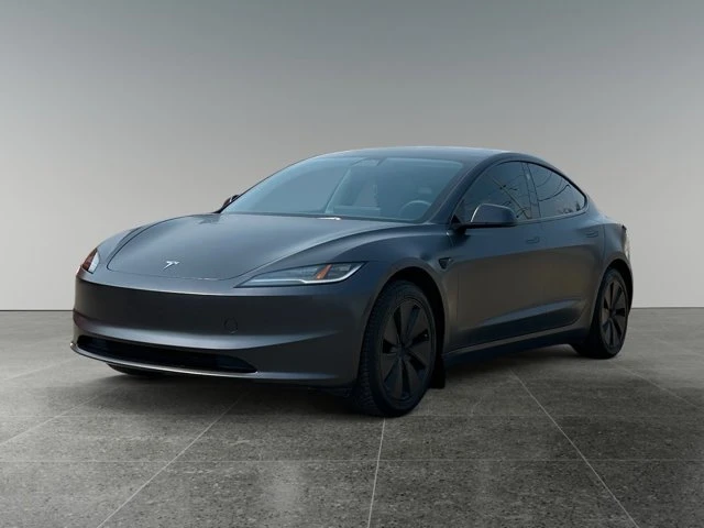 2024 Tesla Model 3, šedá, 62 804 km, dovoz Kanada — foto 1