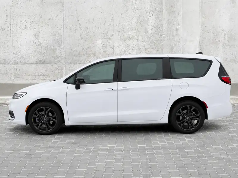 2026 Chrysler Pacifica SELECT, bílá, 0 km, dovoz Kanada — foto 3 z 12