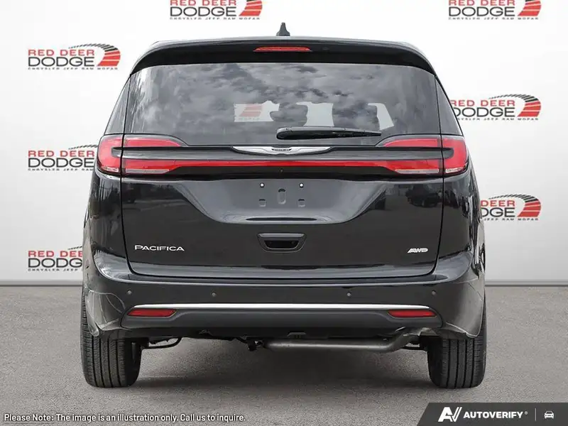 2026 Chrysler Pacifica Select, černá, 530 km, dovoz Kanada — foto 5 z 12