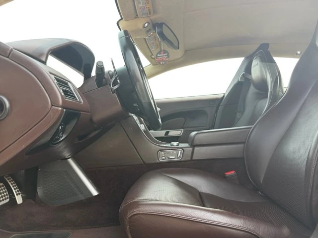 2012 Astnmrtn Rapide, bílá, 55 816 km, dovoz Kanada — foto 9 z 15