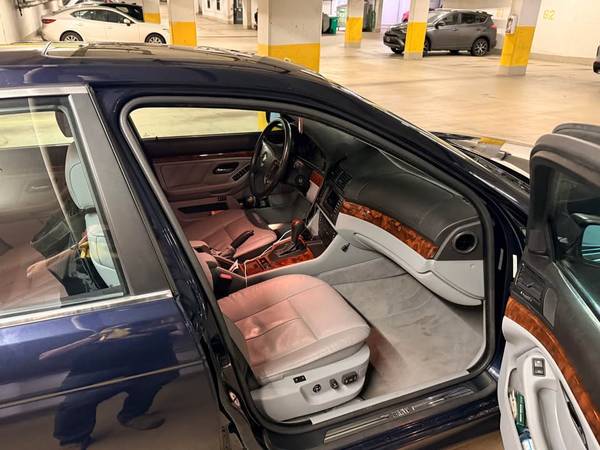 2000 BMW, modrá, dovoz Kanada — foto 5 z 12