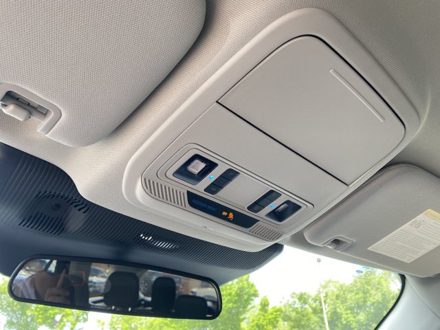2026 Ford Explorer Active, šedá, 4 km, dovoz Kanada — foto 15 z 20
