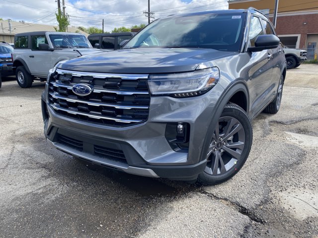 2026 Ford Explorer Active, šedá, 4 km, dovoz Kanada — foto 2 z 20