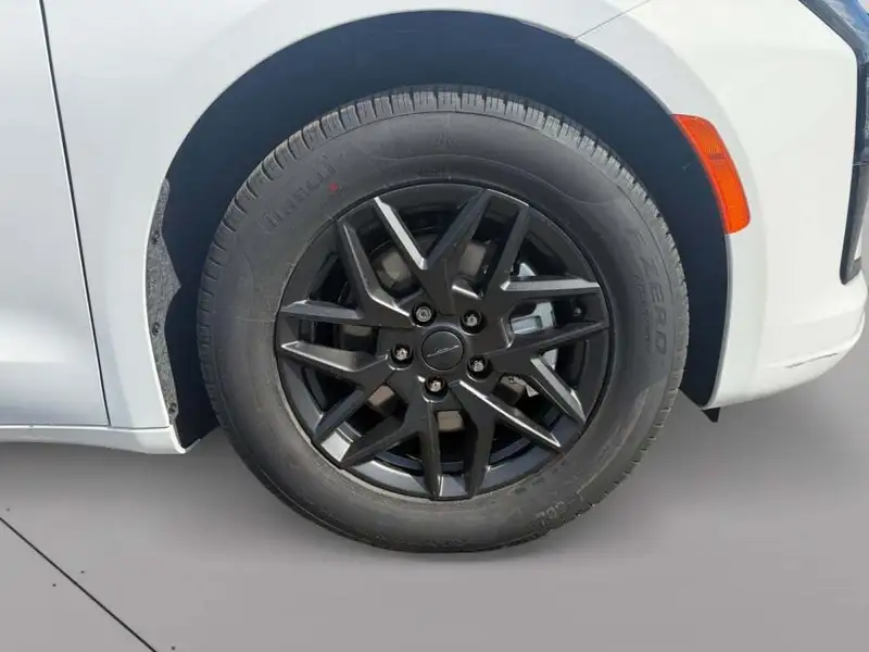 2027 Chrysler Pacifica Select, bílá, 12 km, dovoz Kanada — foto 9 z 12