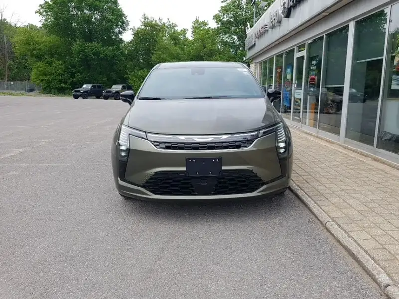 2027 Chrysler Pacifica Select, zelená, 21 km, dovoz Kanada — foto 2 z 12