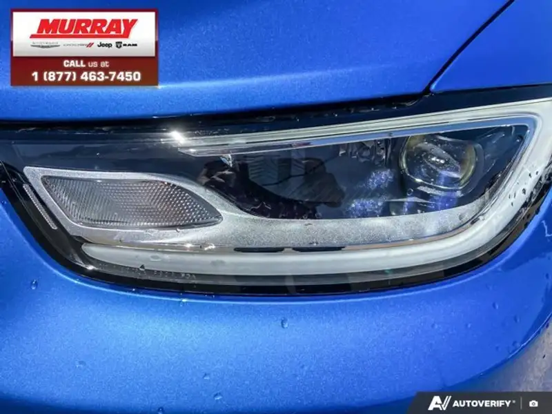2026 Chrysler Pacifica Select, modrá, 10 km, dovoz Kanada — foto 8 z 12