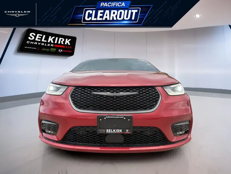 2026 Chrysler Pacifica Select, červená, 13 km, dovoz Kanada — foto 2 z 12