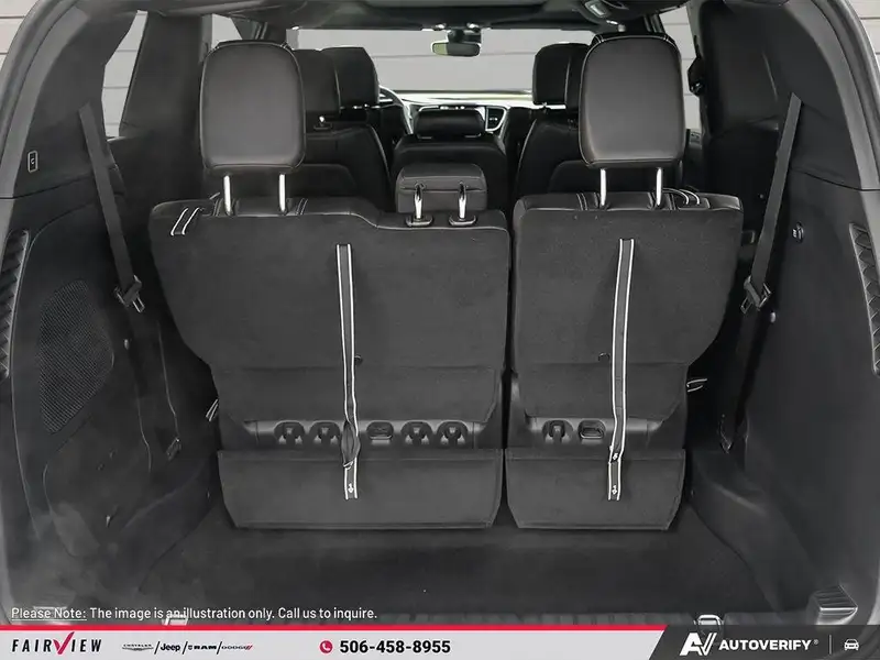 2026 Chrysler Pacifica SELECT AWD, bílá, 20 km, dovoz Kanada — foto 7 z 12