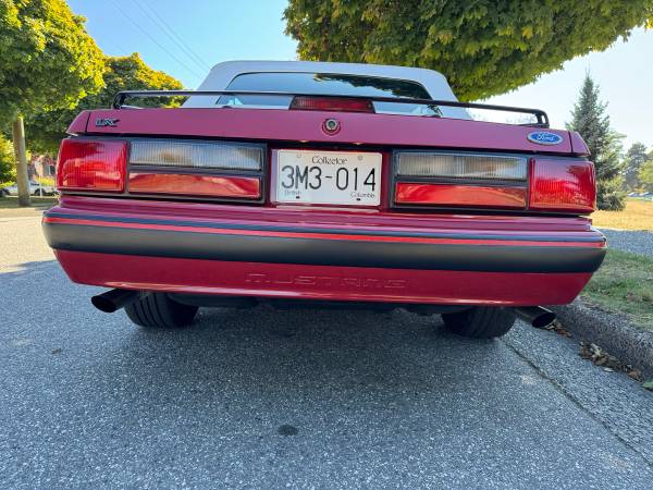 1988 Ford, dovoz Kanada — foto 9 z 11