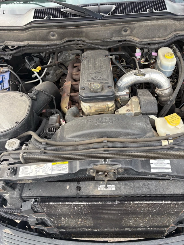 2004 Dodge Ram3500, 140 000 km, dovoz Kanada — foto 2 z 5