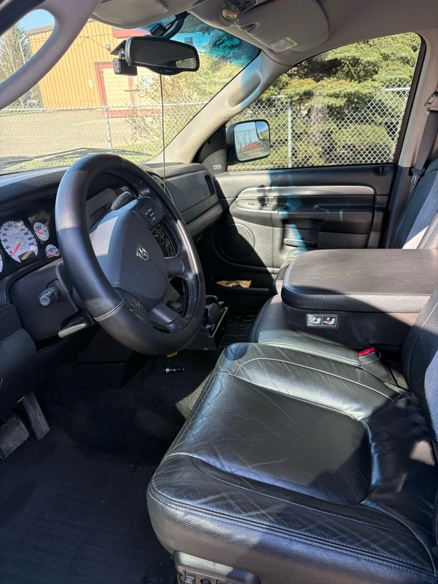 2004 Dodge Ram3500, 140 000 km, dovoz Kanada — foto 5 z 5