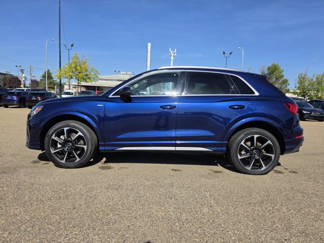 2025 Audi Q3 Progressiv, bílá, 37 254 km, dovoz Kanada — foto 3 z 20