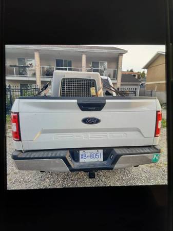 2020 Ford, dovoz Kanada — foto 4 z 9
