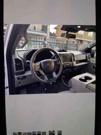 2020 Ford, dovoz Kanada — foto 5 z 9