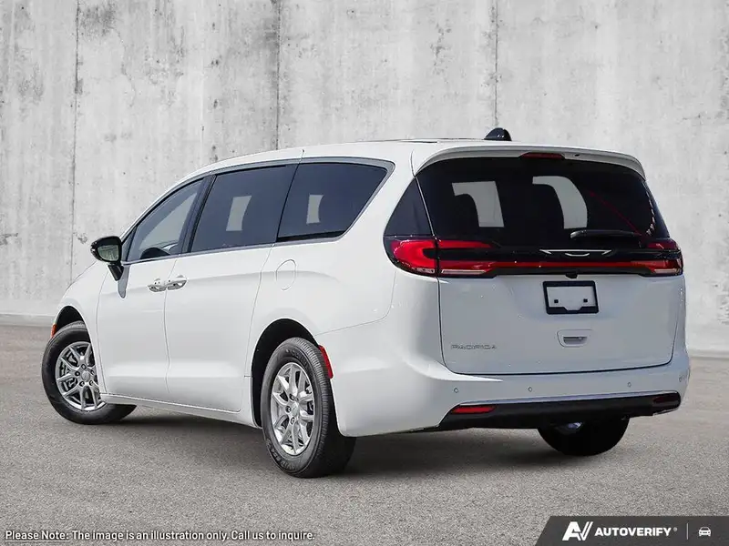 2027 Chrysler Pacifica Select, bílá, 0 km, dovoz Kanada — foto 5 z 12