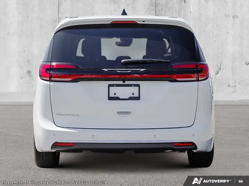 2027 Chrysler Pacifica Select, bílá, 0 km, dovoz Kanada — foto 6 z 12