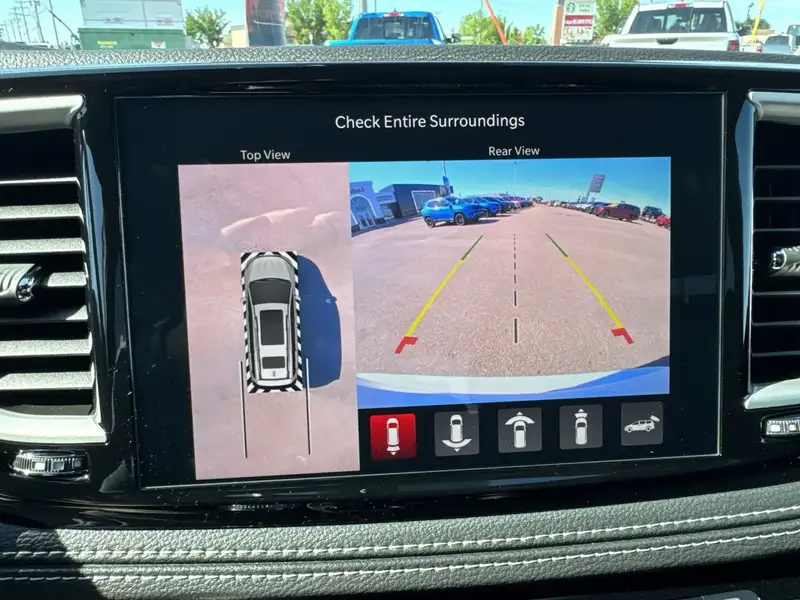 2027 Chrysler Pacifica Select, bílá, 21 km, dovoz Kanada — foto 12 z 12
