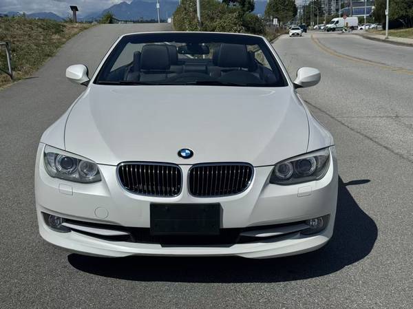 2012 BMW, dovoz Kanada — foto 6 z 12