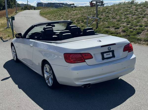 2012 BMW, dovoz Kanada — foto 8 z 12