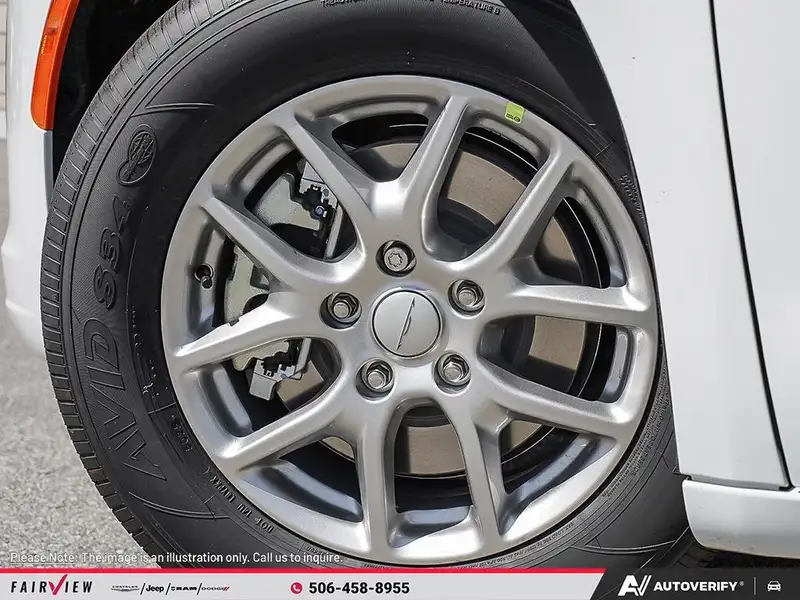 2027 Chrysler Pacifica SELECT AWD, bílá, 20 km, dovoz Kanada — foto 8 z 12
