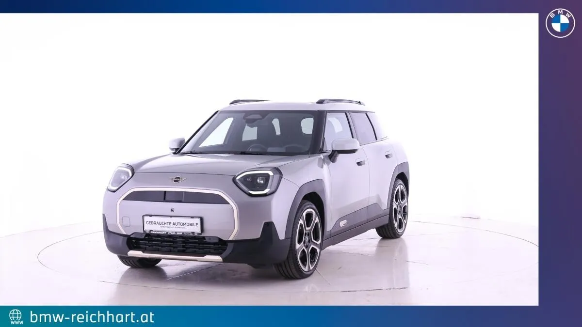 2026 MINI Aceman, 4 000 km, Rakousko — foto 1