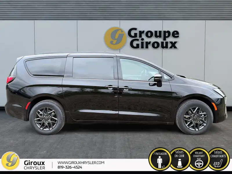 2027 Chrysler Pacifica Select AWD, černá, 0 km, dovoz Kanada — foto 4 z 12