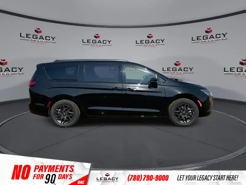 2027 Chrysler Pacifica Select AWD, černá, dovoz Kanada — foto 9 z 12