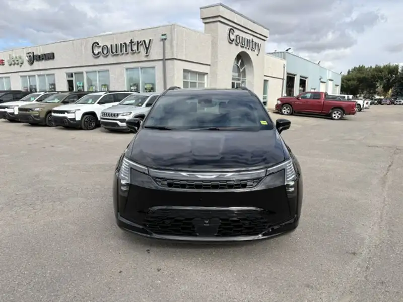 2027 Chrysler Pacifica Select AWD, černá, 21 km, dovoz Kanada — foto 9 z 12