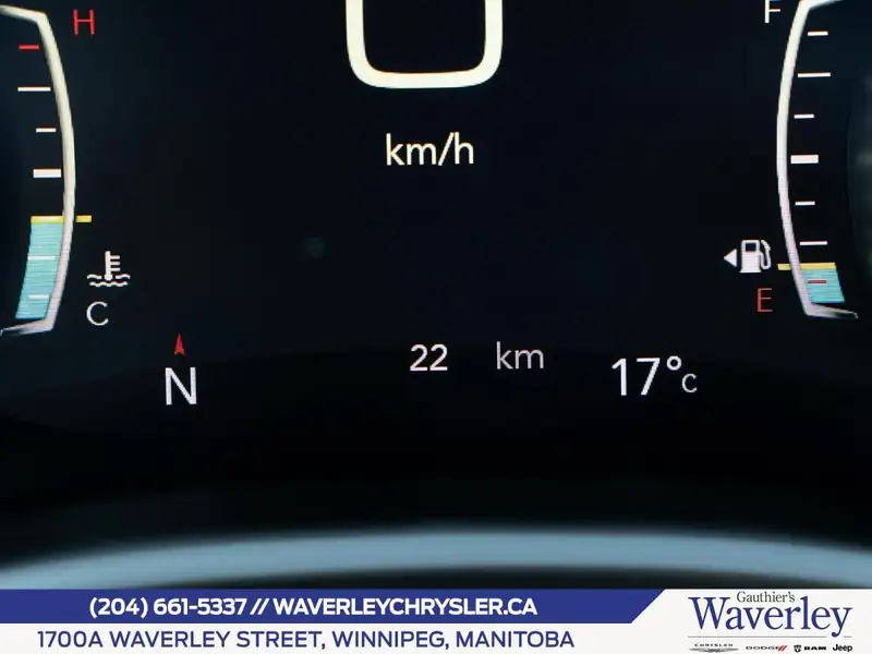 2027 Chrysler Pacifica Select AWD, zelená, 12 km, dovoz Kanada — foto 6 z 12